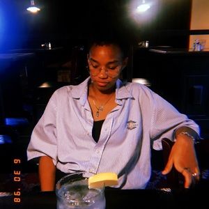 Meet your Posher, Brooke